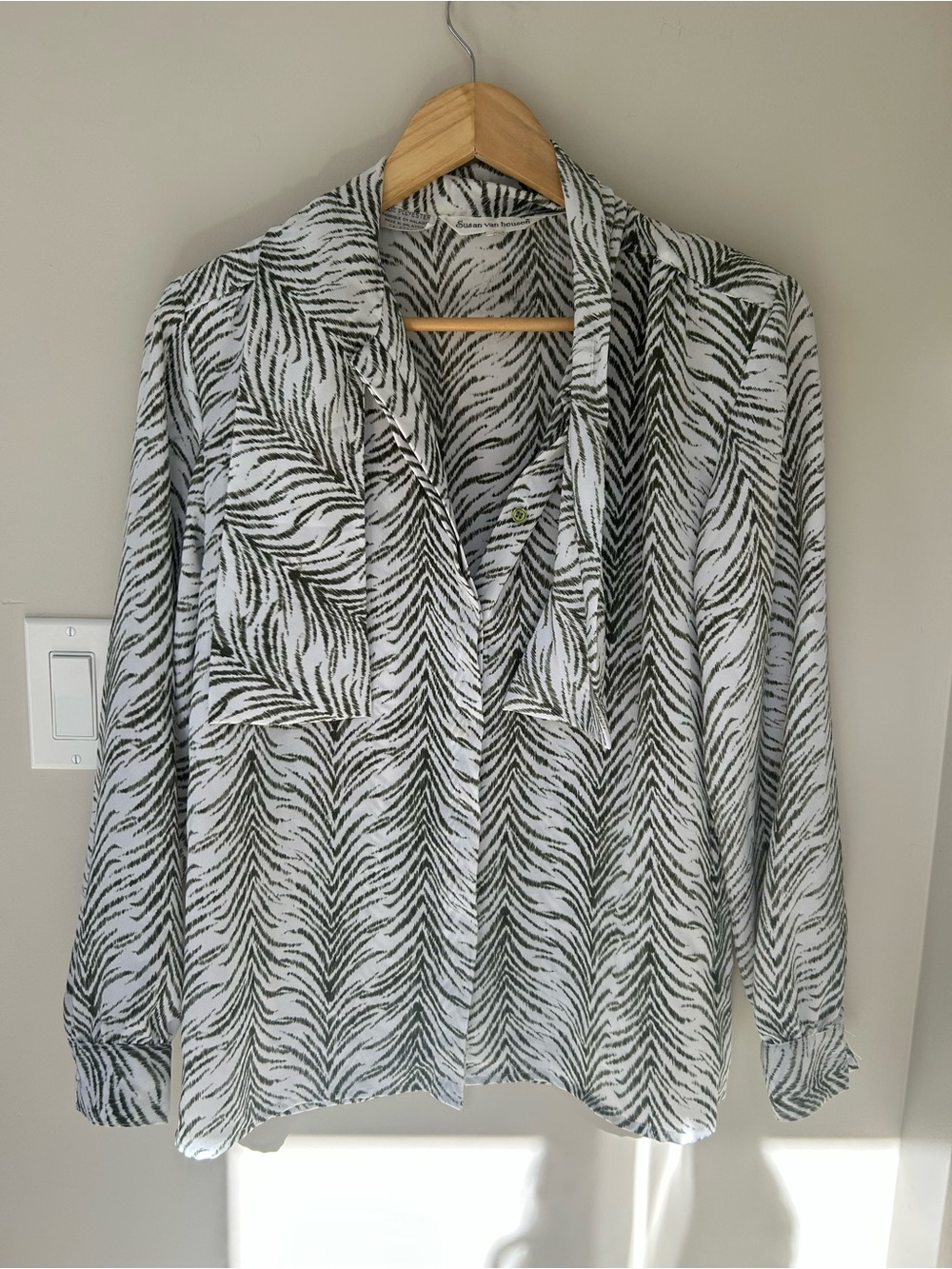 Van Heusen Black and White Zebra-Print Button-Down Shirt